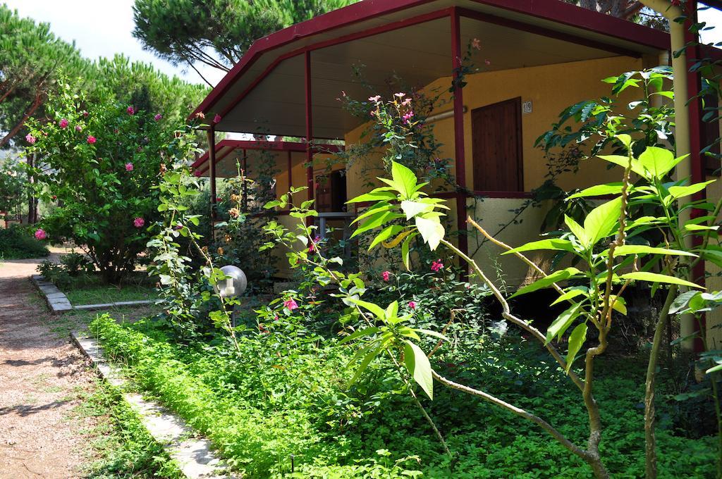 Pini E Mare Hotel Quartu SantʼElena Szoba fotó
